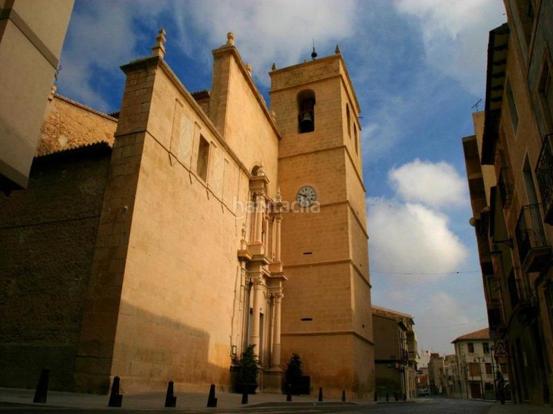 Foto 05a6a3a5-5ce9-4787-9624-3befddf28f4a. Casa adosada en Centro Mutxamel