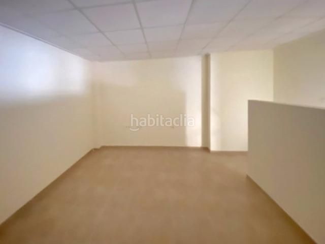 Foto dcf98cc2-9e75-4a45-9648-000a9e8a11fb. Local comercial a Novelda