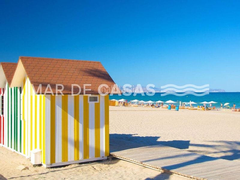 Foto 588473f0-1f18-4b67-a47f-8bce36265440. Pis amb aparcament piscina a PAU 5 Alicante
