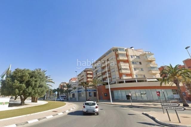Foto 64eb4c15-ae6e-4c8b-85f4-8463d5d70e4b. Pis amb piscina a Nou Altabix Elche / Elx