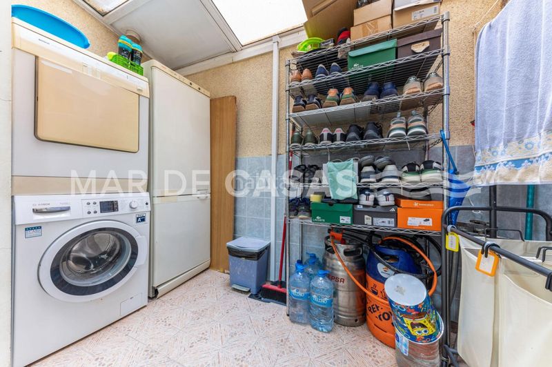 Foto 33823968-62a2-46a5-adbf-85e6c7ab8fe1. Casa adossada amb aparcament a El Travaló - Martínez Valero Elche / Elx
