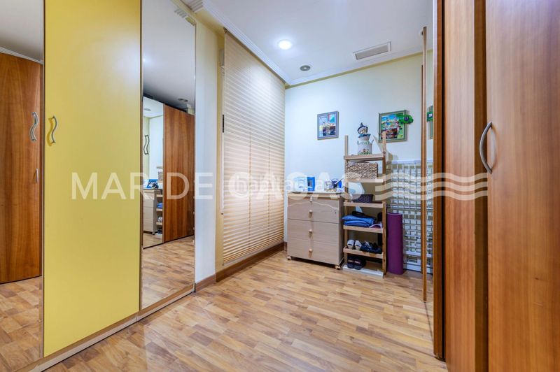 Foto 82180cfd-d2dc-407c-90bd-d7e87baf4c73. Casa adossada amb aparcament a El Travaló - Martínez Valero Elche / Elx