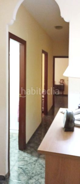 Foto 4d97ef01-48c3-45c9-9e68-8452dfce189c. Planta baixa a Tres Forques Valencia