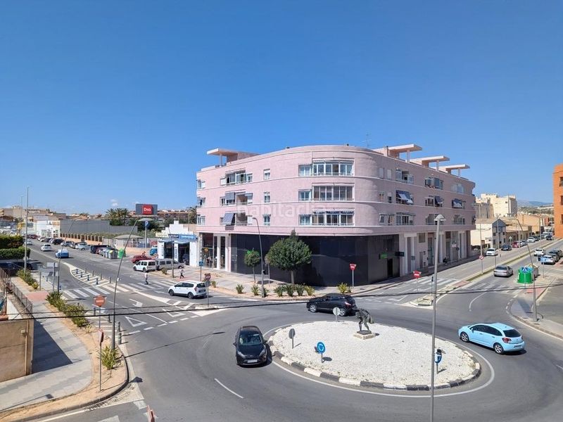 Foto f2372578-7a85-497a-8e55-6d97b3ef5894. Pis a Campello Pueblo Campello (el)
