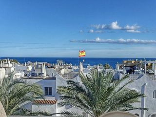 Maison jumelée  Urbanizacion alkabir. Vivienda con vistas al mar y gran potencial de reforma en el cam