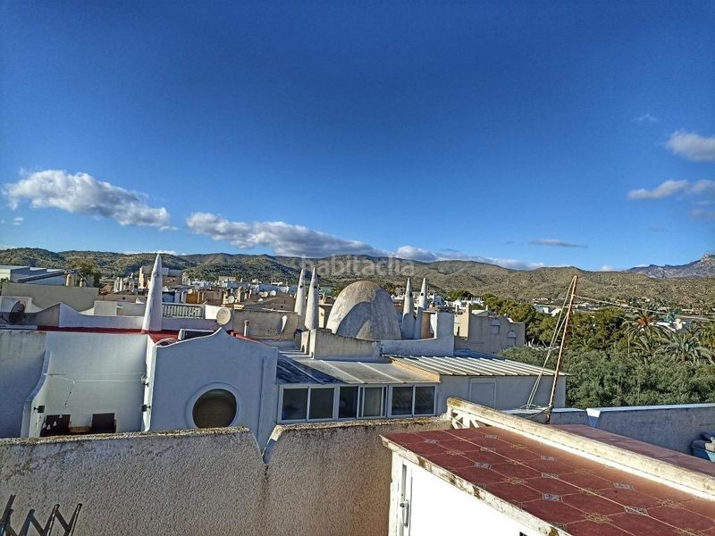 Foto 4b92aad3-c2fd-4121-8e16-ad3c2ba14439. Casa adossada amb piscina a Pueblo Español-Coveta Fumá Campello (el)