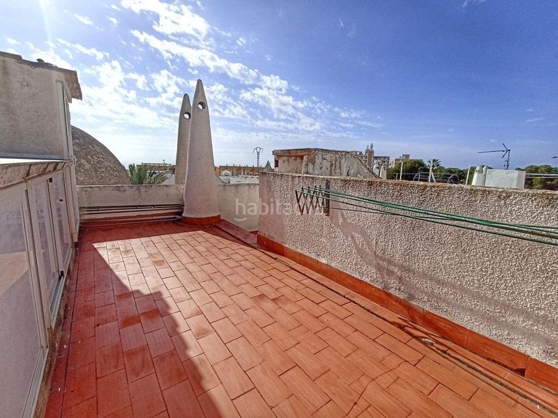 Foto 63d08351-f712-4eee-9a16-30eb634d0bb2. Casa adossada amb piscina a Pueblo Español-Coveta Fumá Campello (el)
