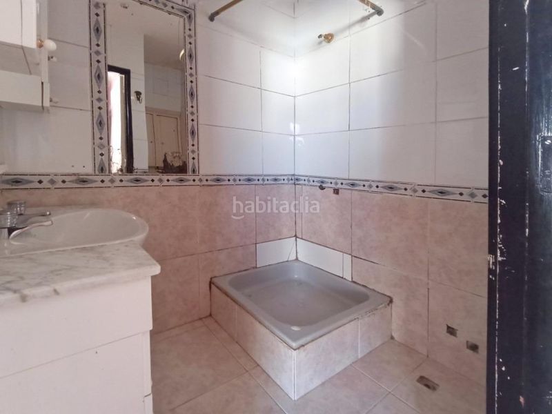 Foto 87d44eaa-bfd9-4f3c-8742-846df210f839. Casa adossada amb piscina a Pueblo Español-Coveta Fumá Campello (el)