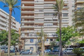 Pis a Avenida Dr Ramón y Cajal