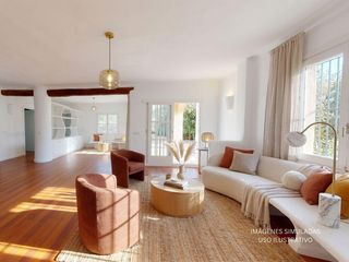 Casa adosada  Urbanizacion la malla. Chalet adosado con amplio jardín en altea