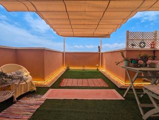 Chalet  Carrer herba sana. Chalet independiente con piscina, jardín y vistas al mar en coto