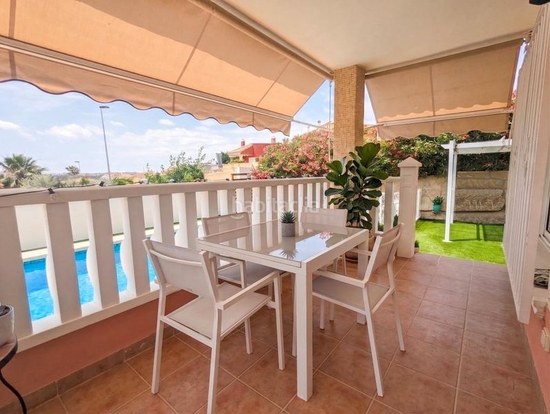 Foto d552b201-60b0-45df-b1c0-8d1f5ce586f2. Xalet amb aparcament piscina a Bonalba-Cotoveta Mutxamel