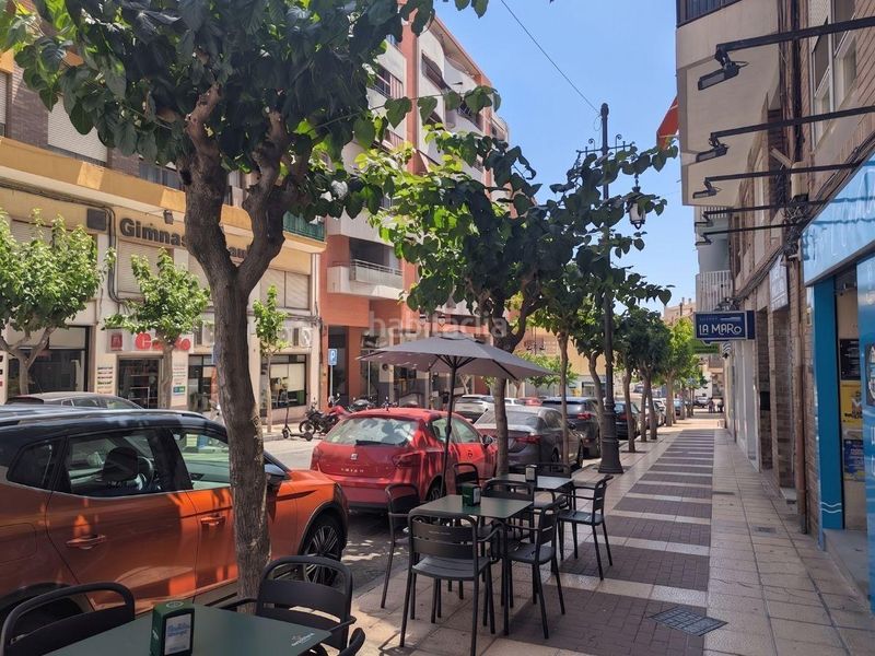Foto ca2a5d42-b6c2-42b3-8028-f2caf572ded4. Pis a Campello Playa Campello (el)