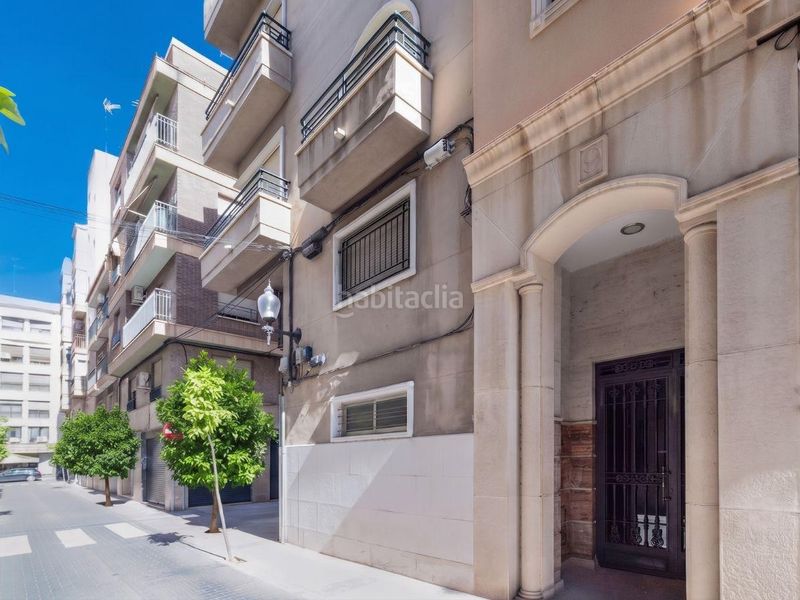 Foto f3ef9cb7-a9ee-4068-875b-8e033d409cc2. Pis a Centro Elche / Elx