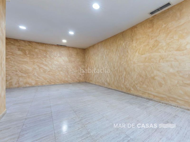 Foto 1640066a-66d9-4f9f-a652-3c0223dd6f0d. Casa adossada amb aparcament a El Travaló - Martínez Valero Elche / Elx