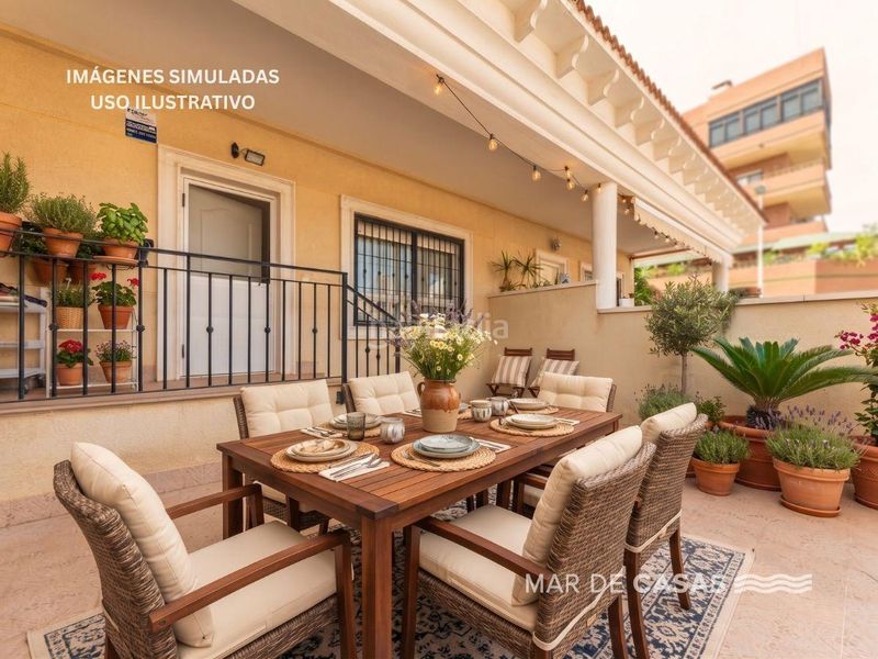 Foto a01a236f-f812-4310-9264-814eaff7a378. Casa adossada amb aparcament a El Travaló - Martínez Valero Elche / Elx
