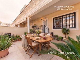 Casa adossada a Calle Picassent