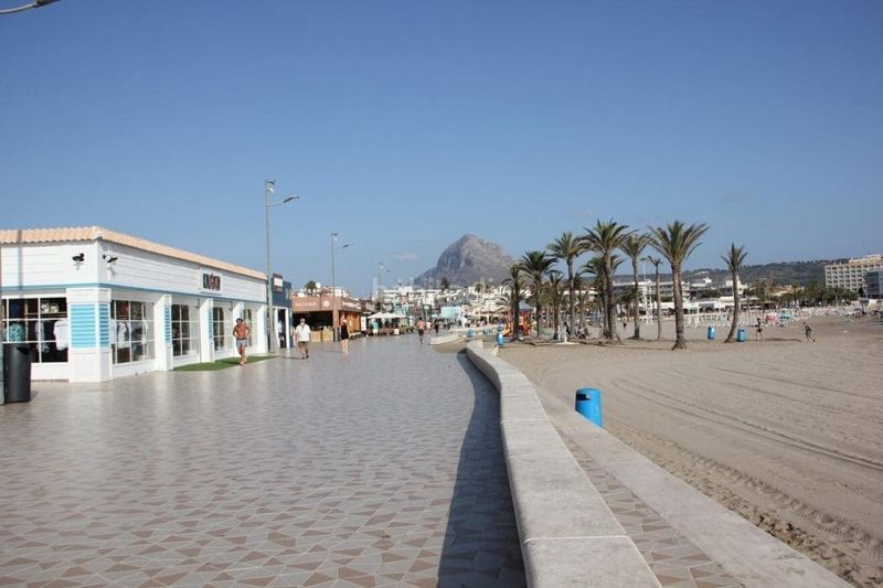 Foto 35e37425-c98d-4140-9b37-79545a632f4d. Xalet amb aparcament piscina a Puerto Xàbia