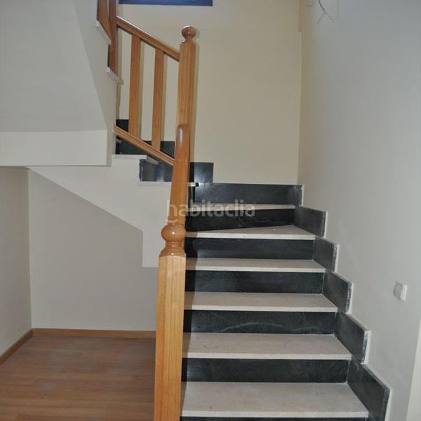 Foto cd117102-e23d-4a05-bf4f-603dac23f0b5. Penthouse with parking in La Avanzada-La Cueva Fuenlabrada