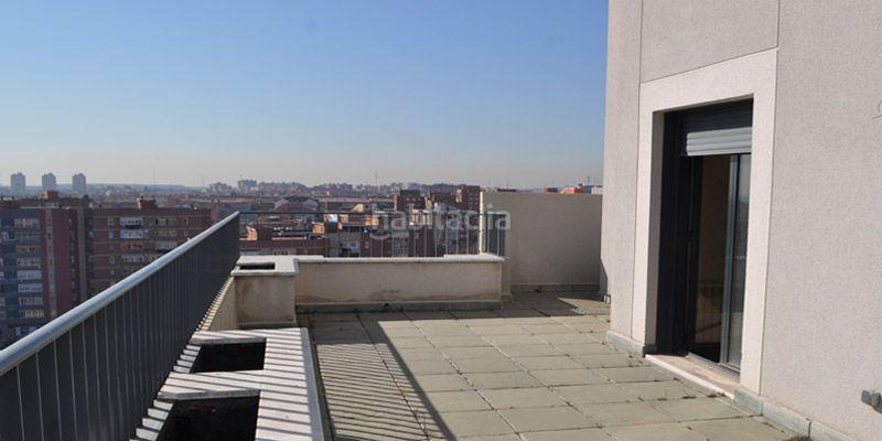 Foto e09cc56e-67cd-481b-a75b-9a3c79192ba1. Dachwohnung mit parking in La Avanzada-La Cueva Fuenlabrada