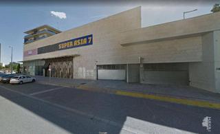 Aparcament cotxe  Carrer de guillem de beziers