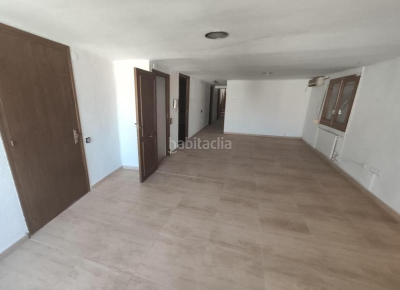 Foto a0e3892e-2e12-49d4-937a-bdd87a4880fd. Pis a Alcanó