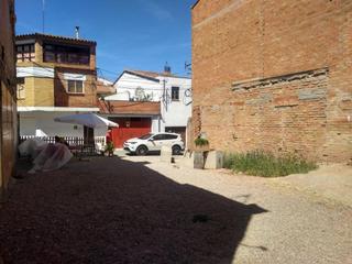 Terreny residencial  Carrer horta