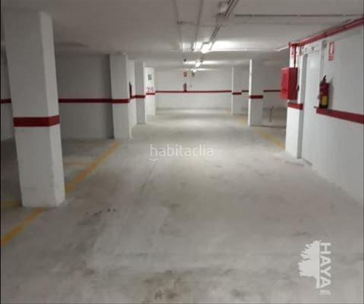 Foto e8c39676-4f22-4f86-b7a1-51df0766336e. Aparcament cotxe a Aitona