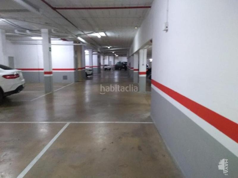 Foto fce82b1f-3e37-4fdd-aa8d-cbf3c0b8dfd6. Posto auto in Pardinyes Lleida