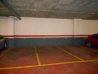 Car parking  Carrer de llorenç agustí claveria
