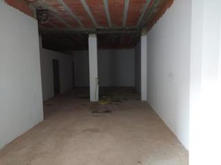 Aparcament cotxe  Carrer beata jornet. Garaje en calle beata jornet