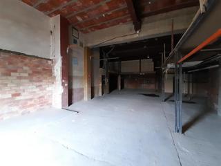 Business premise in Carrer Almirall Folch