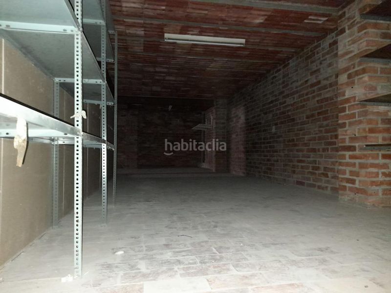 Foto 7df3f3e3-168e-4ad8-81a1-710ac116d1e2. Local comercial a Balàfia Lleida