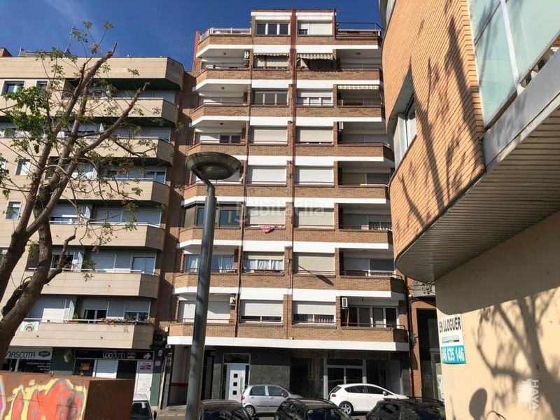 Foto 08b9ba88-ada2-4e79-8c4d-b7ef18103de0. Local comercial a Príncep de Viana-Clot-Xalets Humbert Torres Lleida