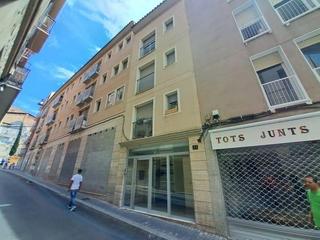 Pis  Carrer tallada