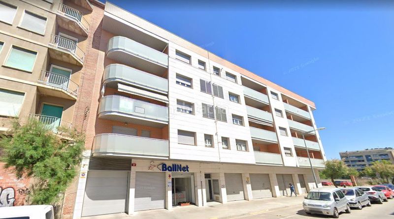 Foto ad2d1bd5-f818-448b-9222-005bd743440f. Aparcament cotxe a La Bordeta Lleida