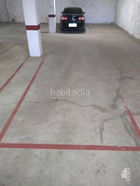 Foto 7c03e0d0-98b1-4959-9784-44b13e1d4899. Aparcament cotxe a Almacelles