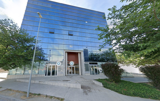 Miete Büro  Carrer ivars d'urgell. Oficina en el poligono neoparc