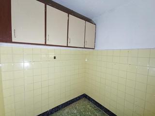 Etagenwohnung in Carrer de Pardinyes Baixes