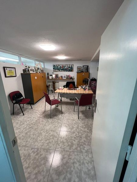 Foto e22fc049-b4d7-4b0a-8c27-e69aa9db64fe. Local comercial a Instituts-Universitat Lleida