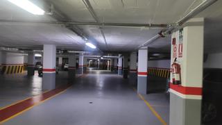 Parking coche  Carrer de pere de cabrera. Plaza de garaje en venta en cappont