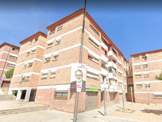 Pis  Carrer de mart