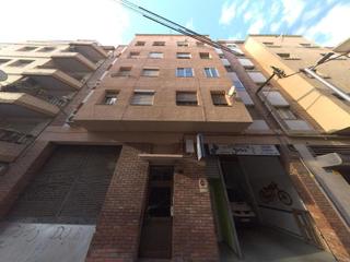 Pis  Carrer riu éssera. Ideal para inversores! piso con alquiler social