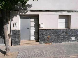 Casa  Carrer santa maria. Chalet adosado en balaguer