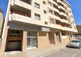 Aparcament cotxe  De catalunya. Garaje en almacelles