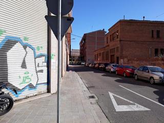 Local Comercial  Carrer pintor xavier gosé. Local en lleida