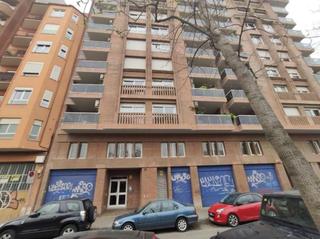 Local commercial  Segon passeig de ronda. Locales en lleida