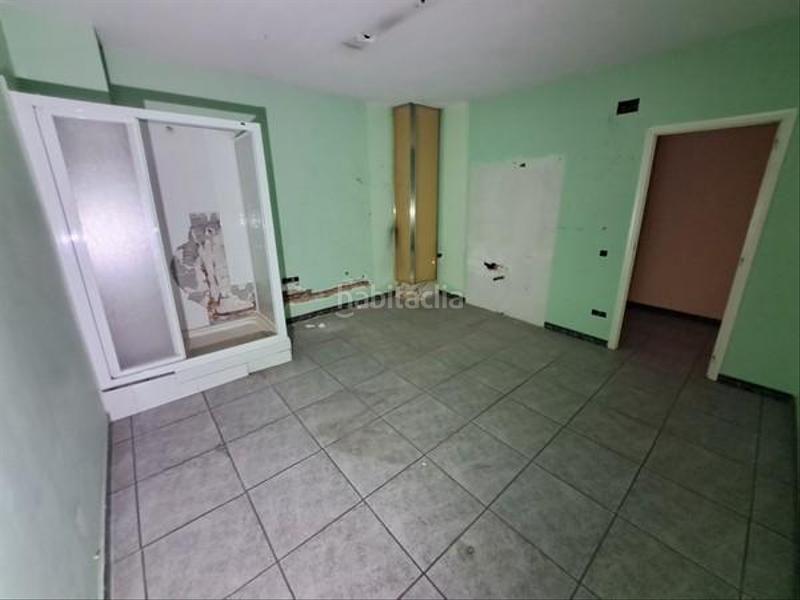 Foto 424fa994-87d2-44c4-84f6-5bf076760391. Locale commerciale in Cappont Lleida