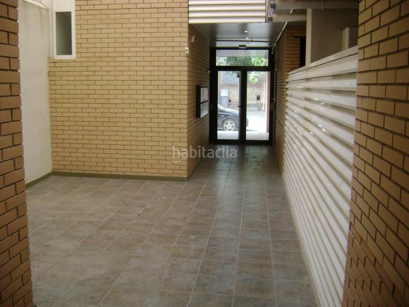 Foto 2eb1a9b4-2a71-4e5e-a0b6-c070c60ddfd1. Parking coche garaje en Alcarràs