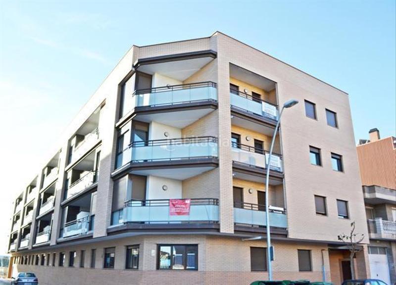 Foto 7991a424-b493-4d99-a28d-514595fbdfd8. Parking coche garaje en Alcarràs